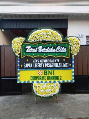 Papan Bunga Duka di Baron